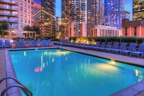 Rooftop Pool with all day sun