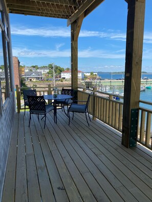 Spacious deck for dining and relaxing