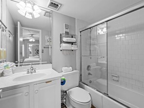 HSRC Master Bathroom