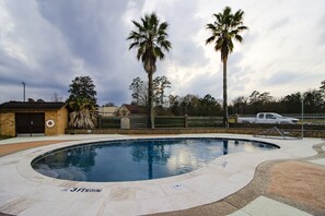 Utomhuspool