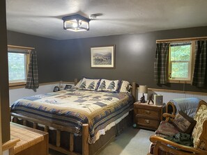 Master on main floor with king bed