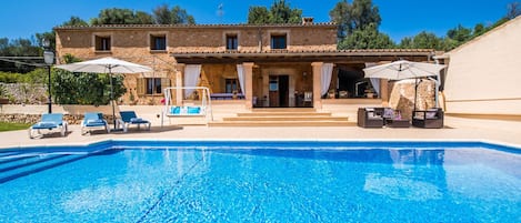 Villa con piscina y barbacoa en Mallorca