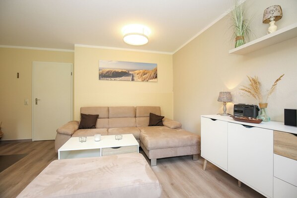 Wohnzimmer mit Sofaecke