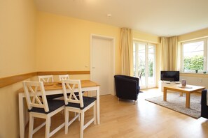 Essbereich im Wohnzimmer