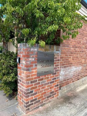 The street entrance and key-safe