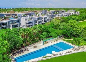 Modern resort luxury!