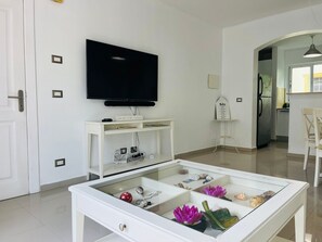 Living Room,TV and multimedia