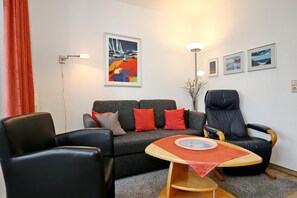 Wohnzimmer mit Schlafcouch