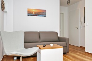 Wohnzimmer mit Schlafcouch