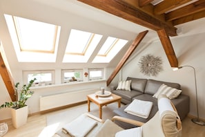 Sitzbereich mit Relaxsessel