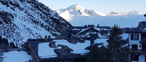 Vue exceptionnelle sur le Mont-Blanc
