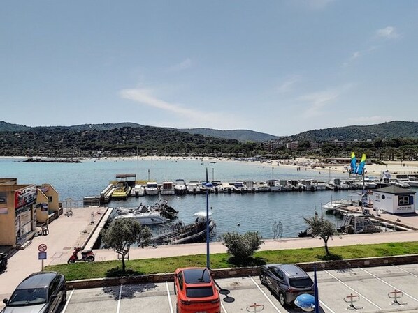Marina