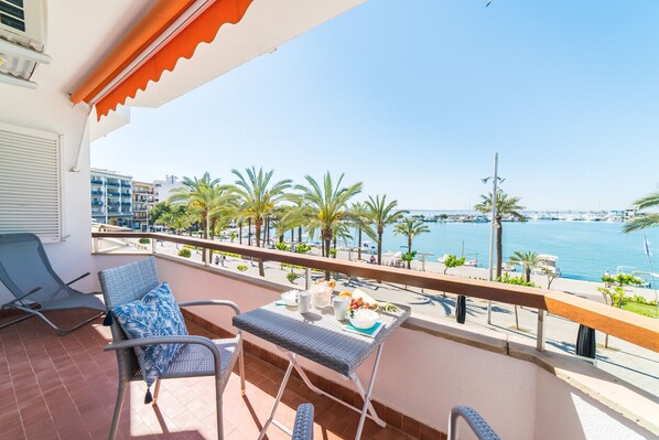 Ferienwohnung mit Meerblickterrasse Puerto Alcudia