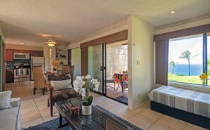 Sealodge F1 | Princeville rentals at Sealodge Kauai | ocean view - Sealodge F1 | Princeville rentals at Sealodge Kauai | ocean view living room