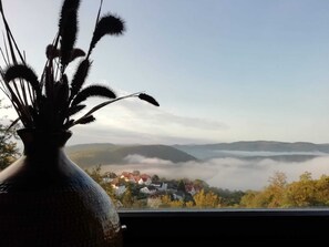 Aussicht auf den Edersee von Wohnzimmer