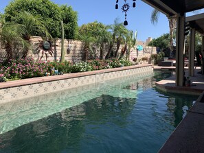 Plenty of afternoon shade. 