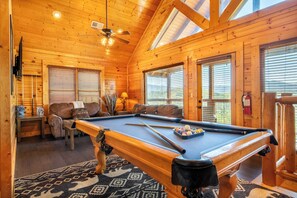 Heavenly View's pool table