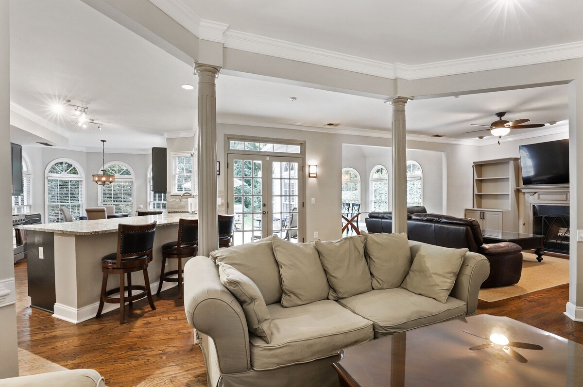 Spacious Open Floor Plan in the Heart of Atlanta