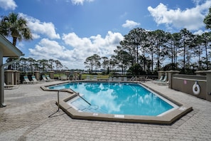 Harbour Point pool