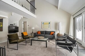 Living Room w/ Wood-Burning Fireplace