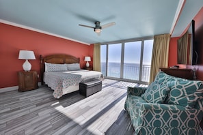 Gulf front master bedroom.