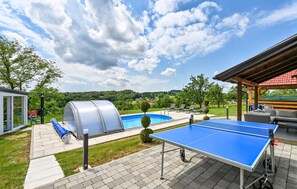 pool