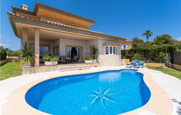 pool