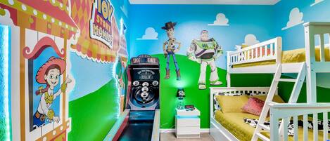 Immersive Toy Story Mania Experience