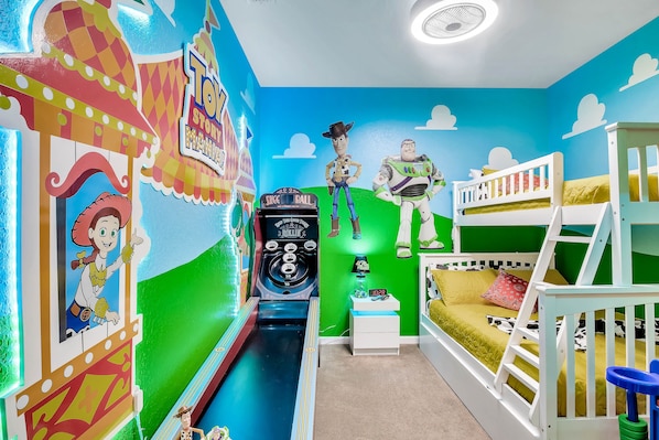 Immersive Toy Story Mania Experience
