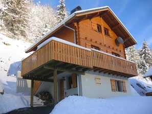 Chalet Soleil in winter