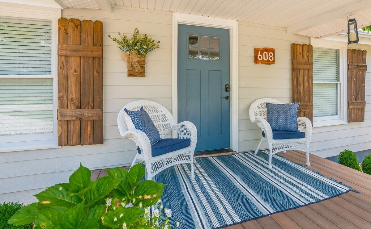 Montaluce & Wine country -Farmhouse Cottage~FirePit~Dahlonega
