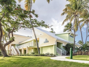 Wyndham St. Thomas Margaritaville Exterior