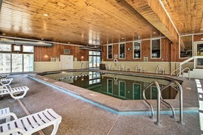 Community Clubhouse | Indoor Pool