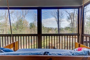 Take an afternoon snooze with a mountain view in our tranquil swing bed