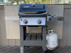 New BBQ installed for your pleasure