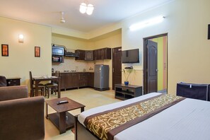 Fully Furnished Apartment by BedChambers in Sushant Lok, Gurgaon.