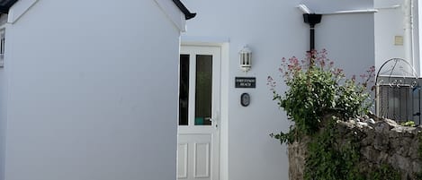 Port Eynon Beach Cottage front entrance