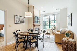 Beautiful dining area with seating for 6. The LR area with gas fireplace and mtn side views