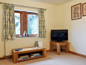 Living area | Quarry Cottage, Lea Matlock