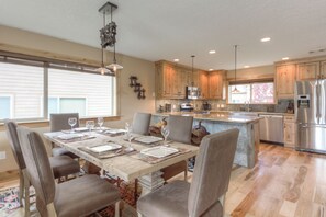 Gather round the dining table | Main Level