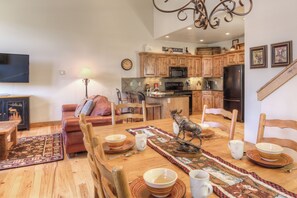 Serve up a yummy dinner | Main Level