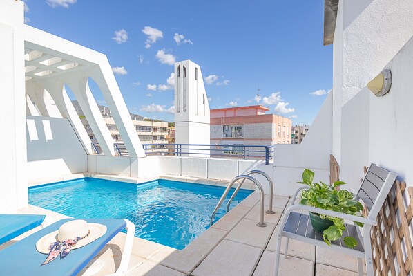 Amazing private pool area on your solarium