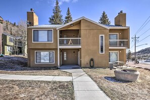 Condo Exterior | Ground Floor | Self Entry