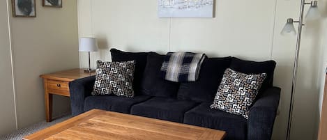 Stay In Ohiopyle.com - Living room
