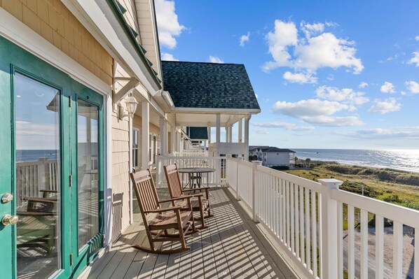 spectacular unobstructed ocean views from furnished deck