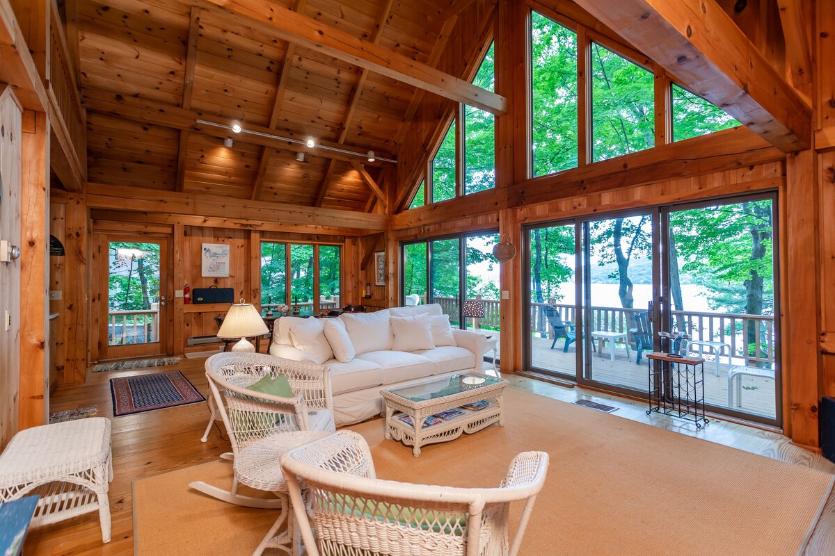 CANANDAIGUA LAKE LUXURY RENTAL