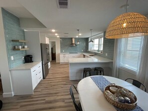 Dining room/Kitchen