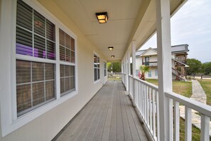 River Cottage - Porch