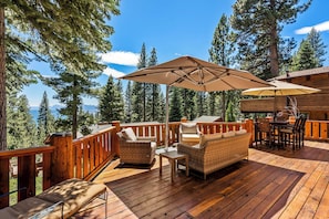 Lots of space to hang out on the huge deck!