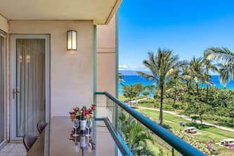 Maui Resort Rentals: Honua Kai Konea 348 – XL 1BR w/ Partial Ocean Views, Only 1 Stack Back from Oceanfront!